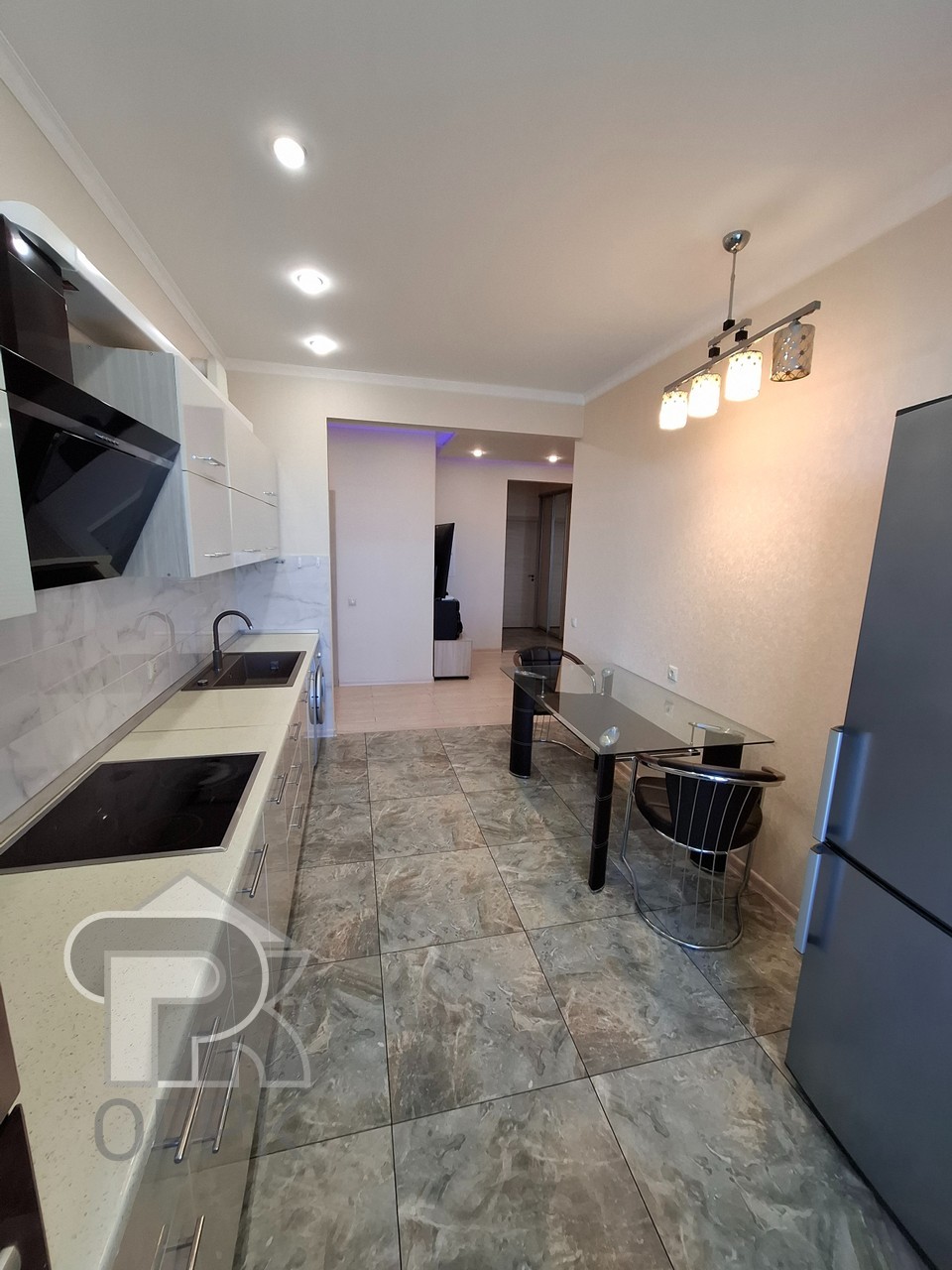 Купить 2-комнатную квартиру, №389045