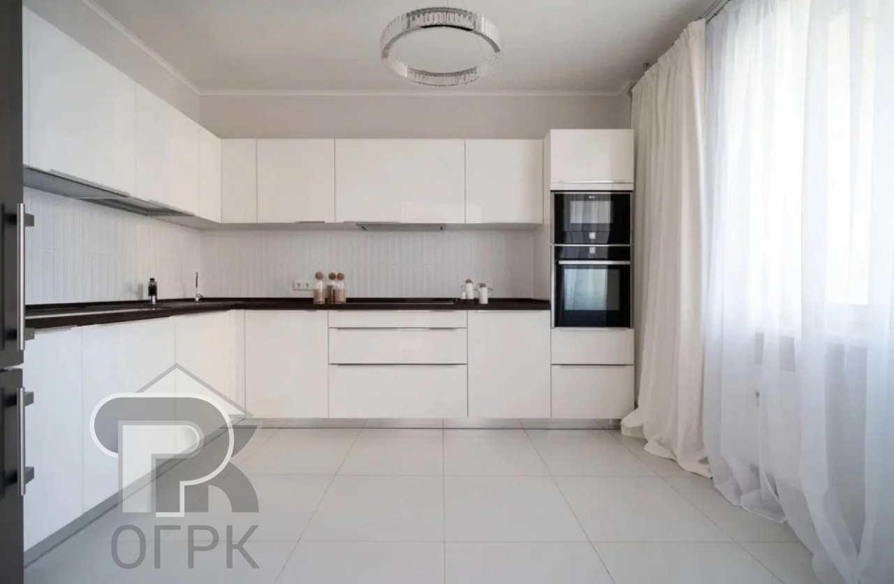 Купить 3-комнатную квартиру, №389135