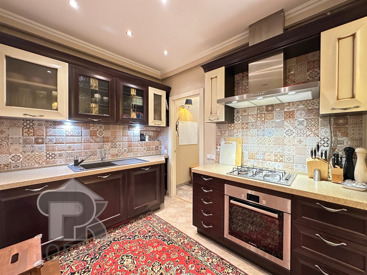 Купить 4-комнатную квартиру, №388307