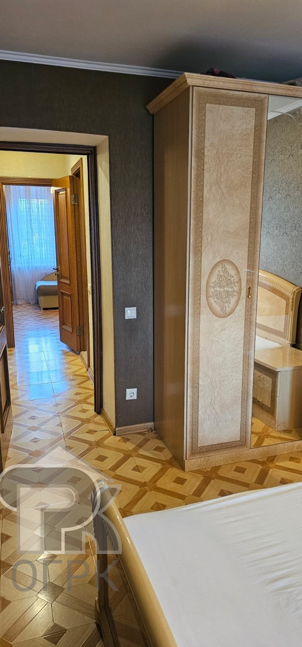 Купить 3-комнатную квартиру, №386445