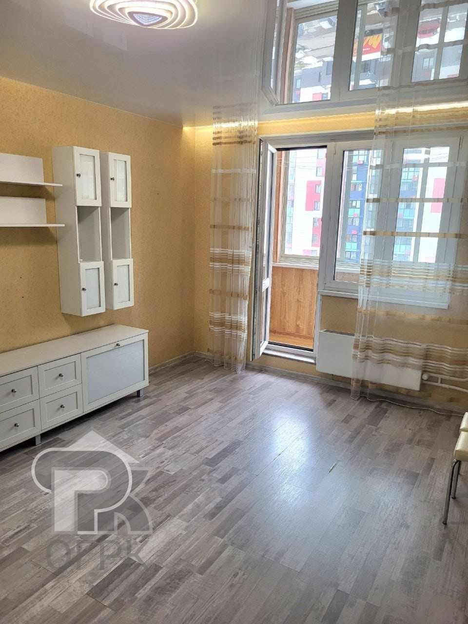 Купить 1-комнатную квартиру, №385057