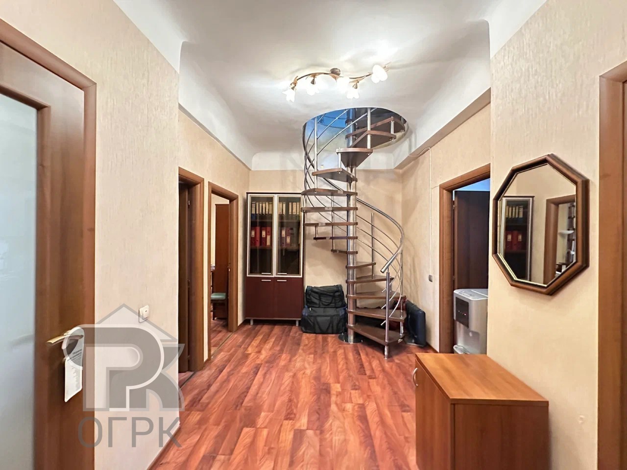 Купить 4-комнатную квартиру, №389226