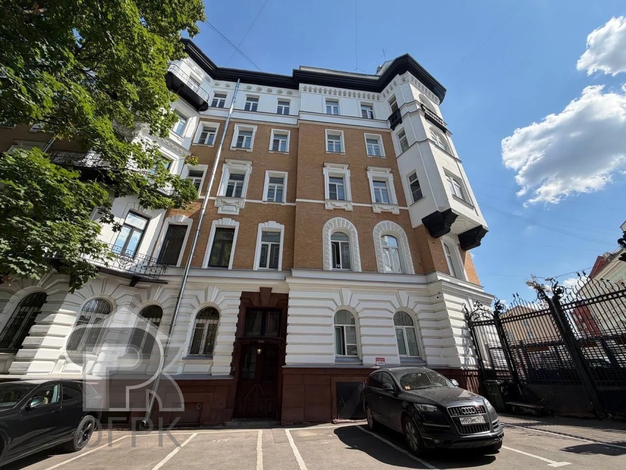 Купить 7-комнатную квартиру, №391349