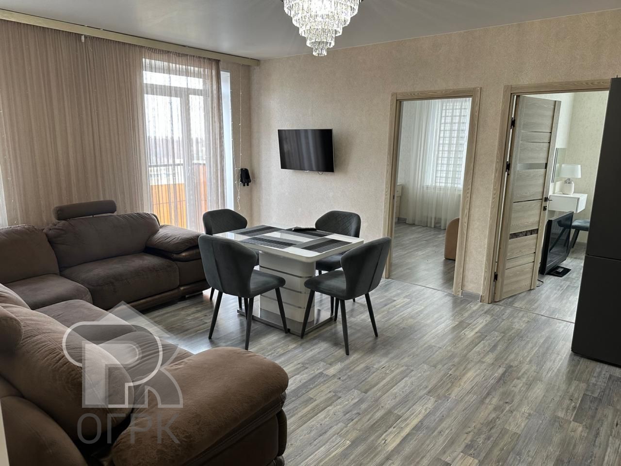 Купить 4-комнатную квартиру, №383609