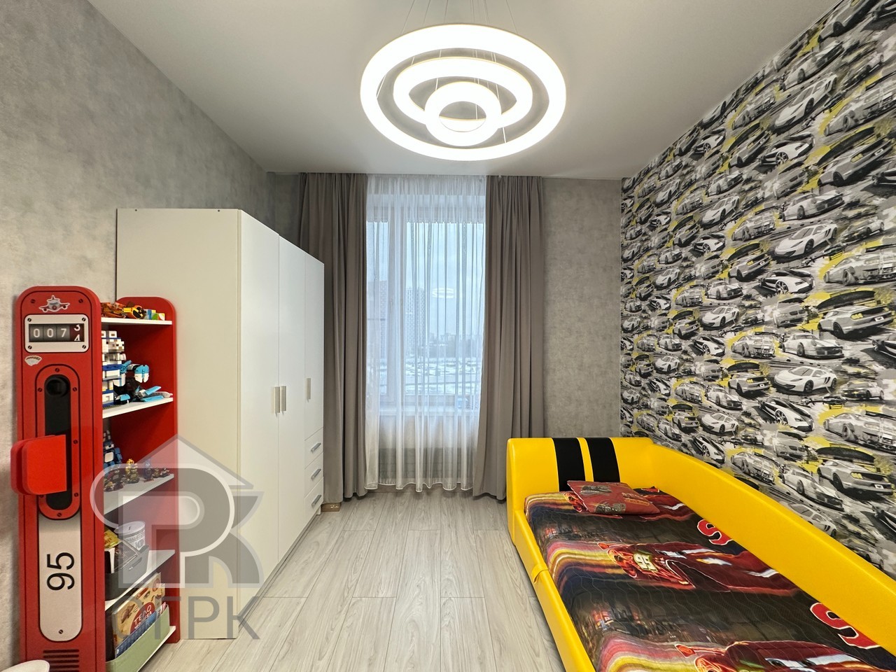 Купить 3-комнатную квартиру, №387503