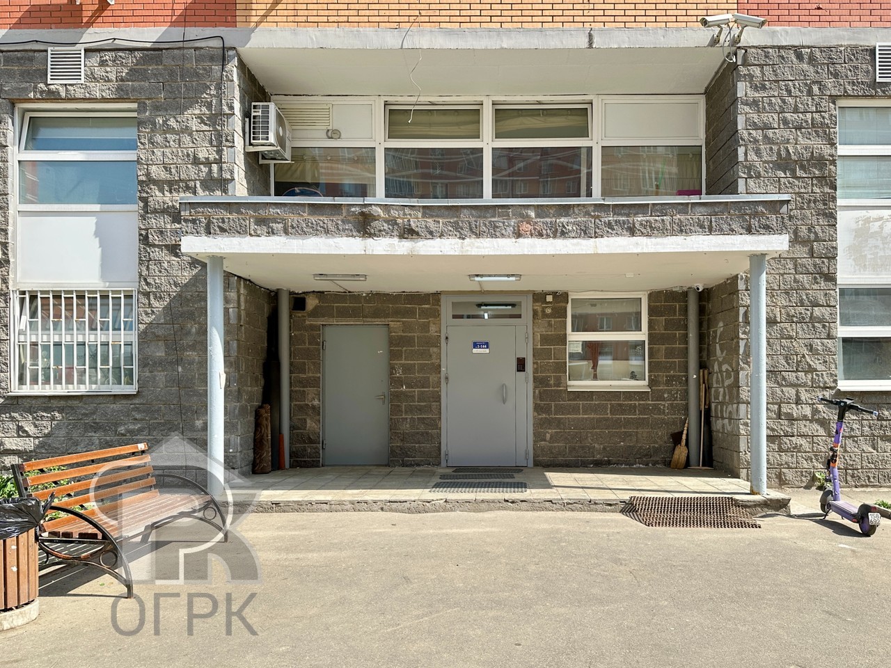 Купить 4-комнатную квартиру, №387992