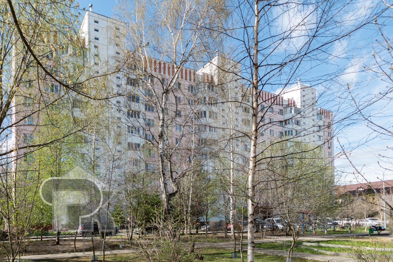 Купить 4-комнатную квартиру, №390119