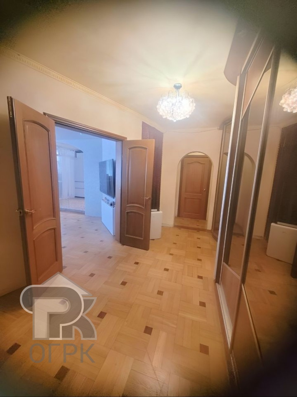 Купить 4-комнатную квартиру, №390533