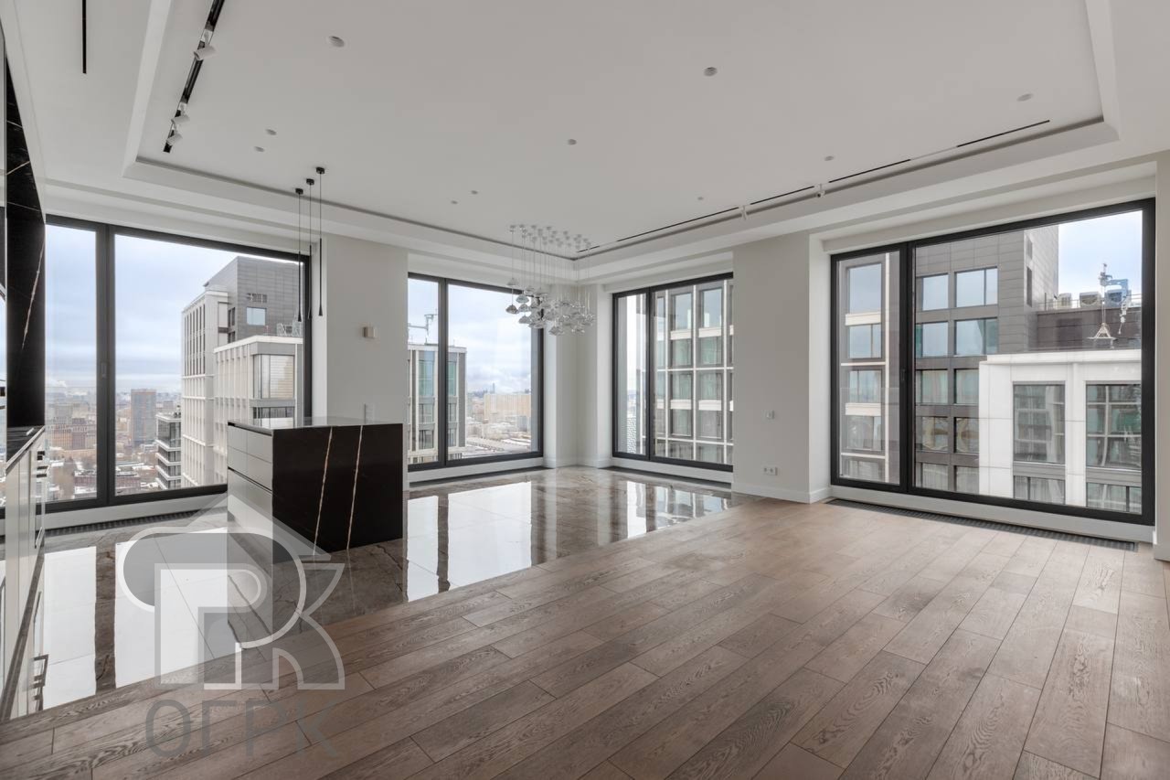 Купить 4-комнатную квартиру, №388121