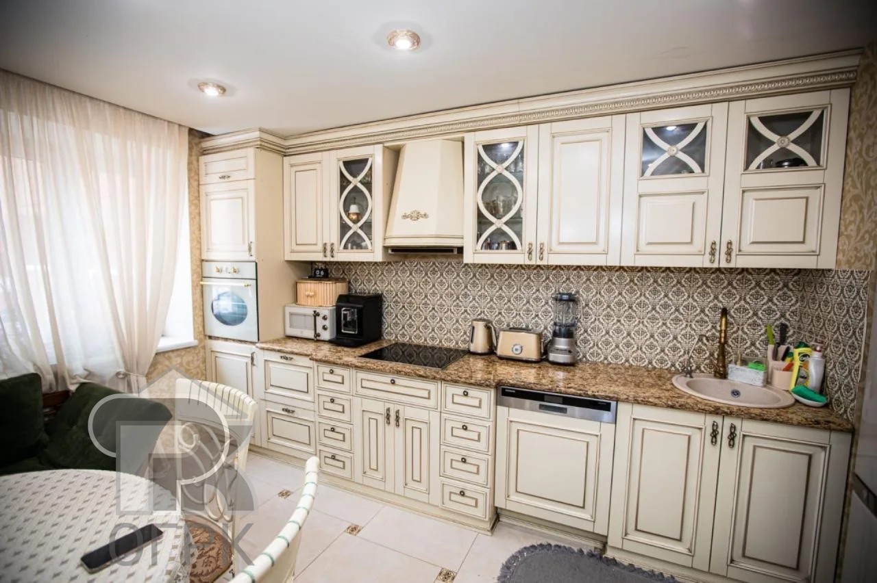 Купить 3-комнатную квартиру, №389253