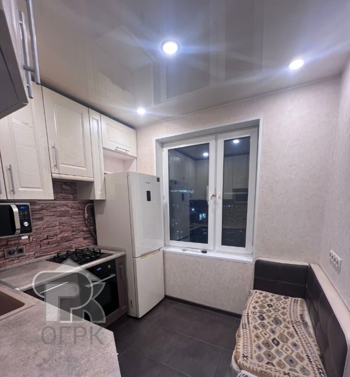 Купить 3-комнатную квартиру, №389379