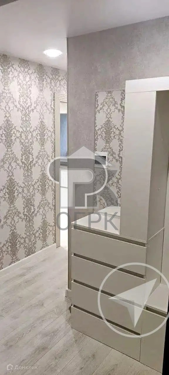 Купить 1-комнатную квартиру, №388115