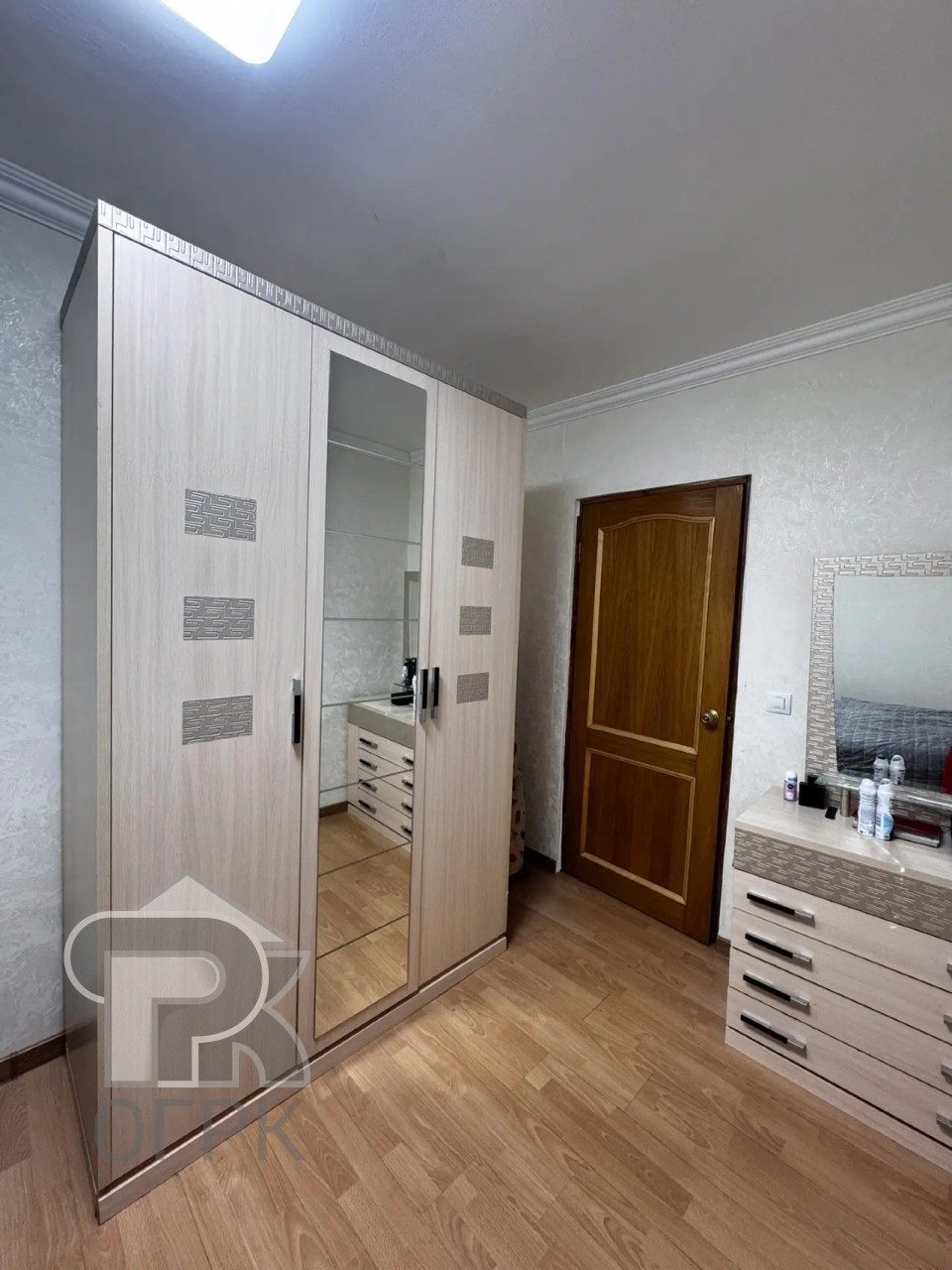 Купить 3-комнатную квартиру, №390684