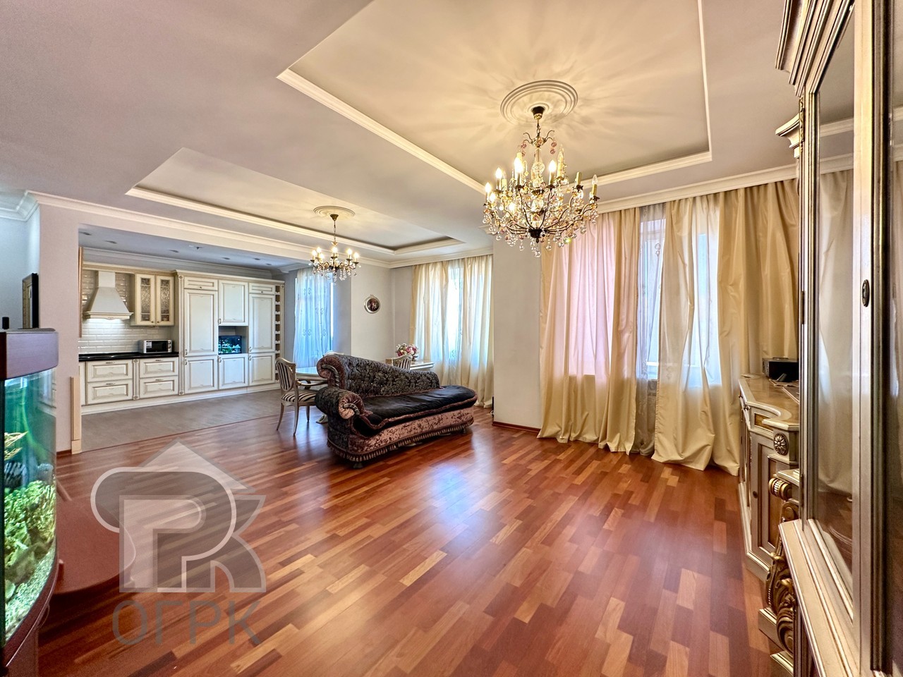 Купить 4-комнатную квартиру, №387992