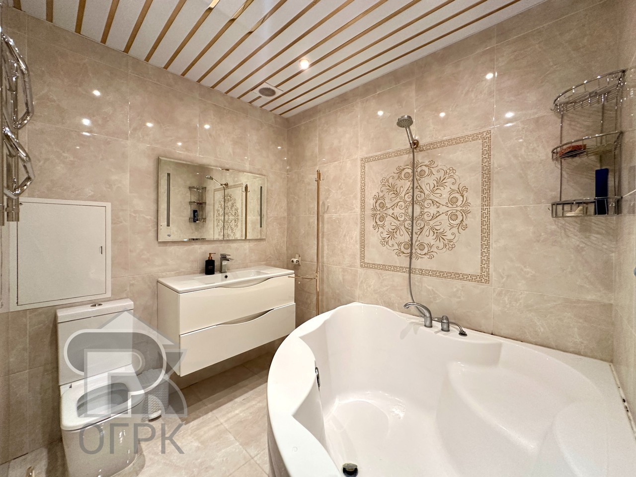 Купить 4-комнатную квартиру, №387992