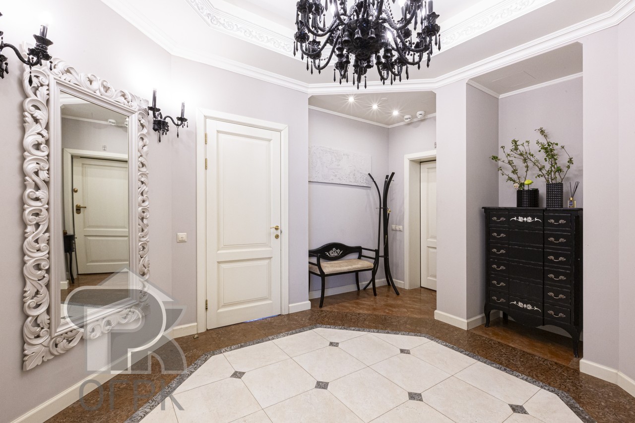 Купить 4-комнатную квартиру, №387262