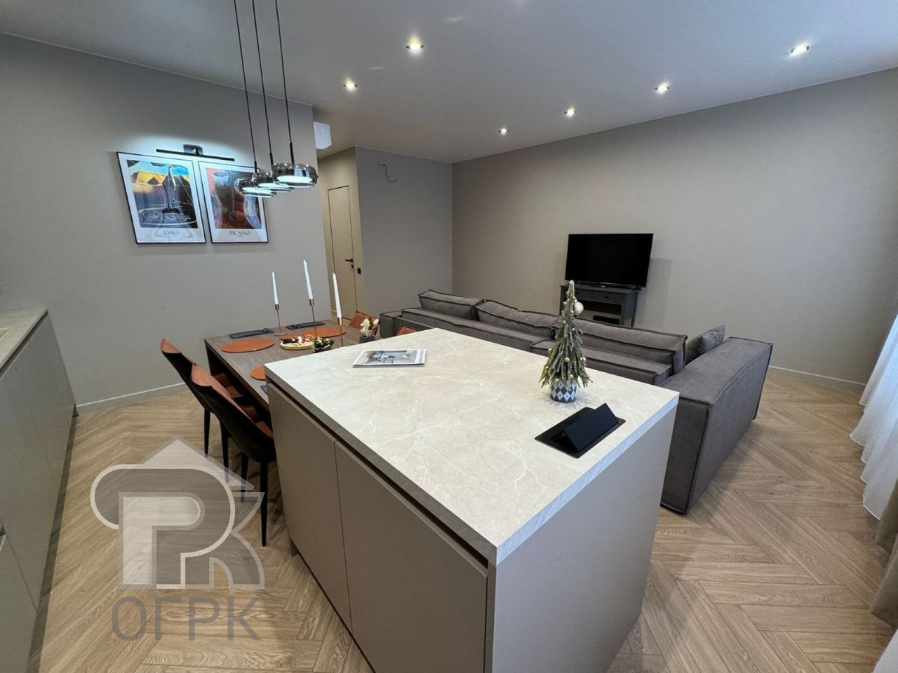 Купить 2-комнатную квартиру, №388052