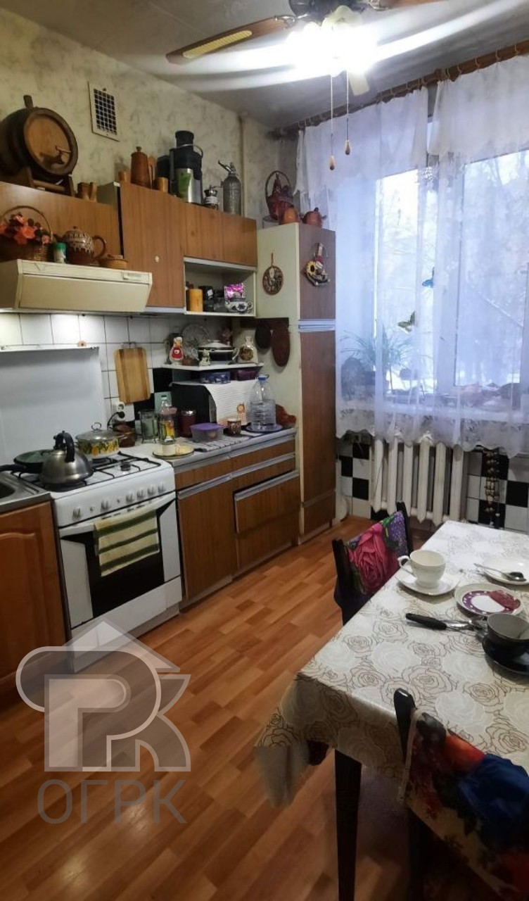 Купить 3-комнатную квартиру, №385471