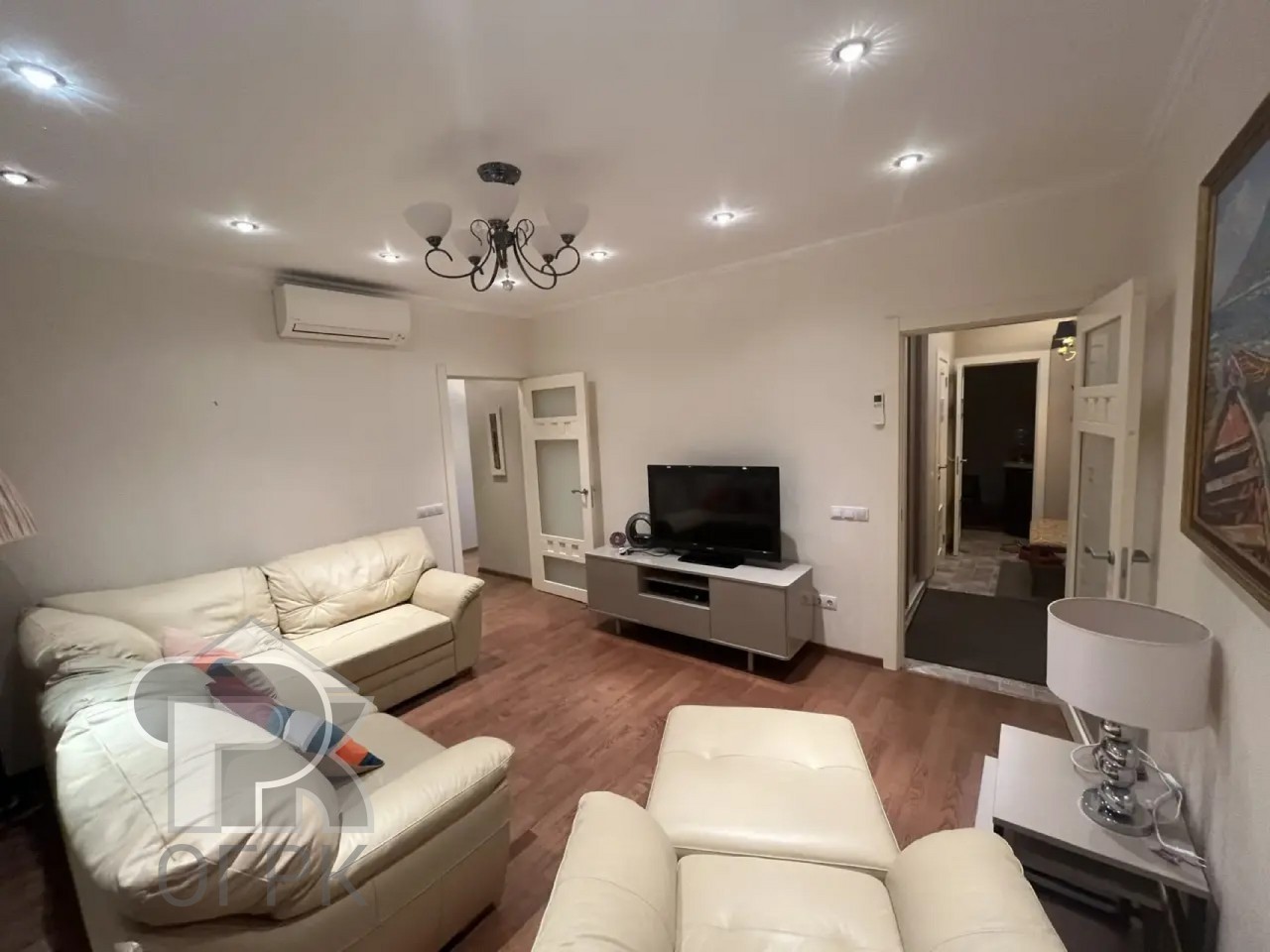 Купить 4-комнатную квартиру, №388307