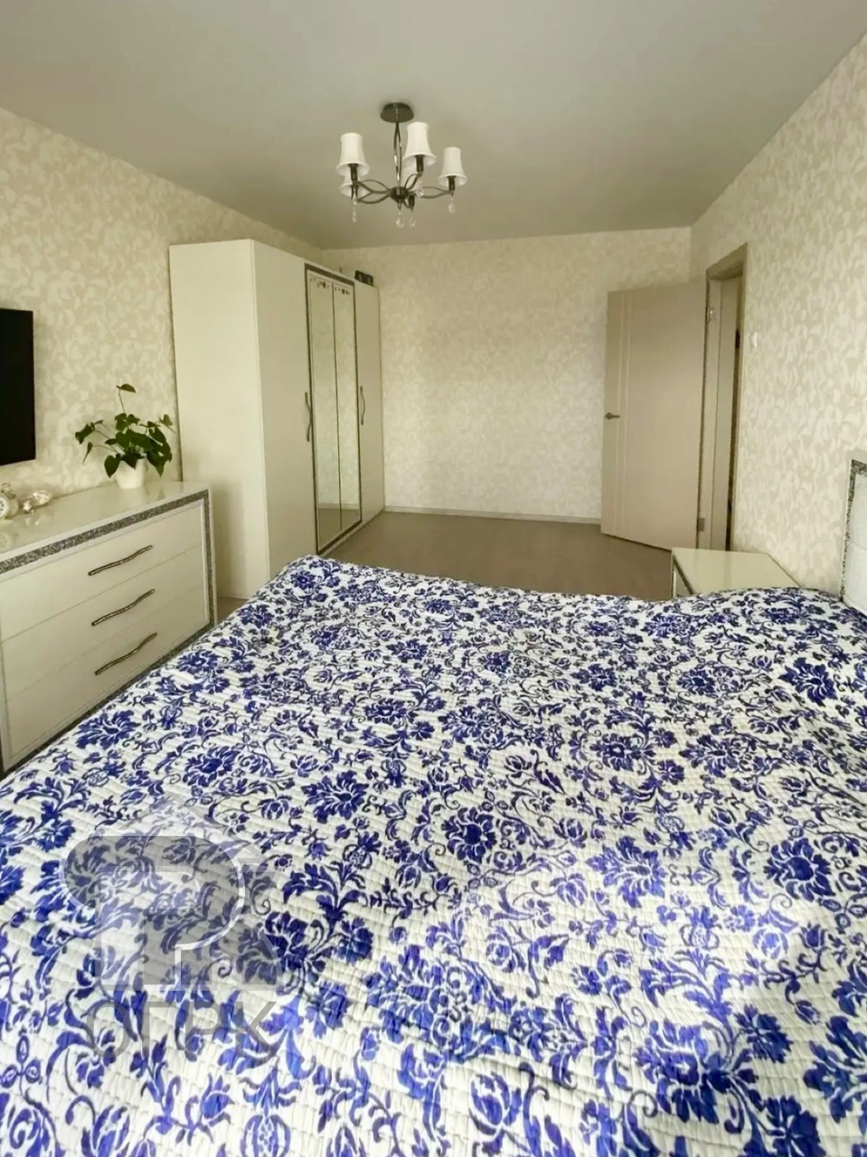 Купить 1-комнатную квартиру, №389358