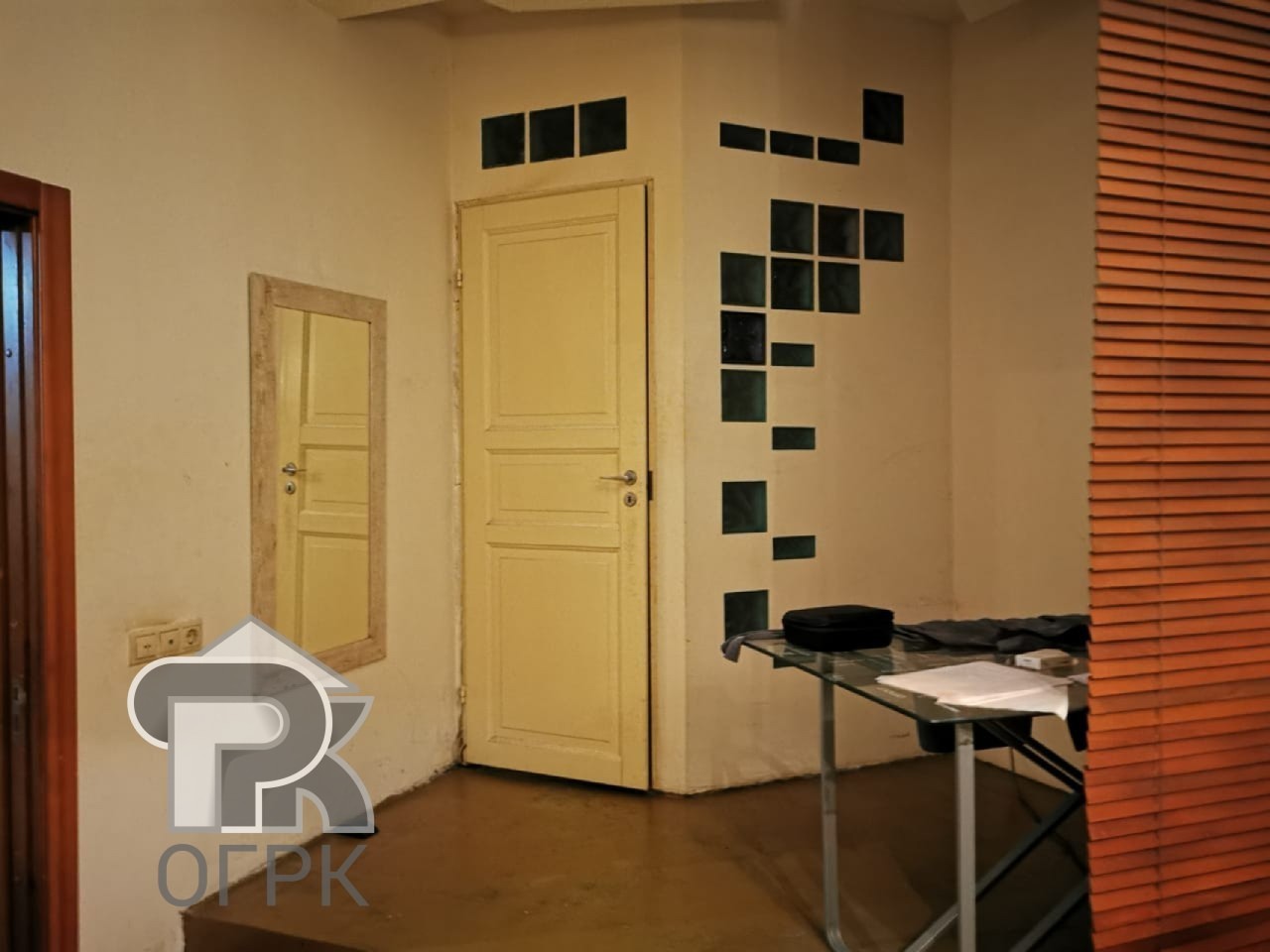 Купить 4-комнатную квартиру, №386857