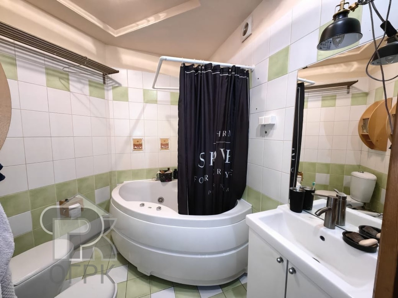 Купить 4-комнатную квартиру, №386857