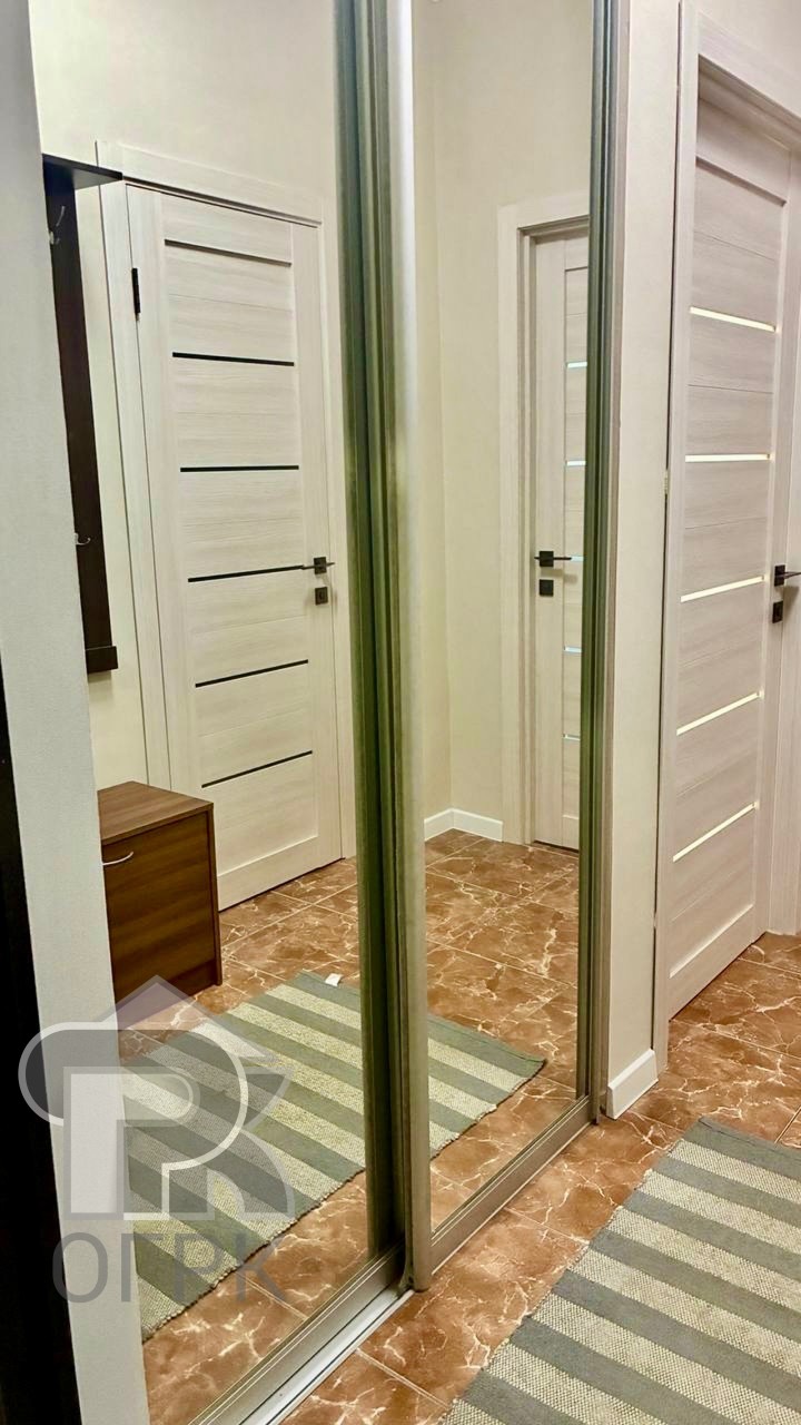 Купить 1-комнатную квартиру, №389033