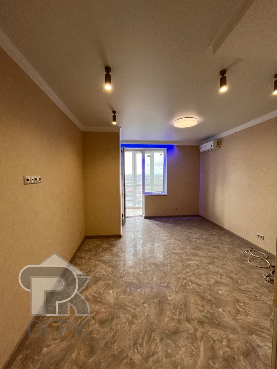 Купить 1-комнатную квартиру, №387371