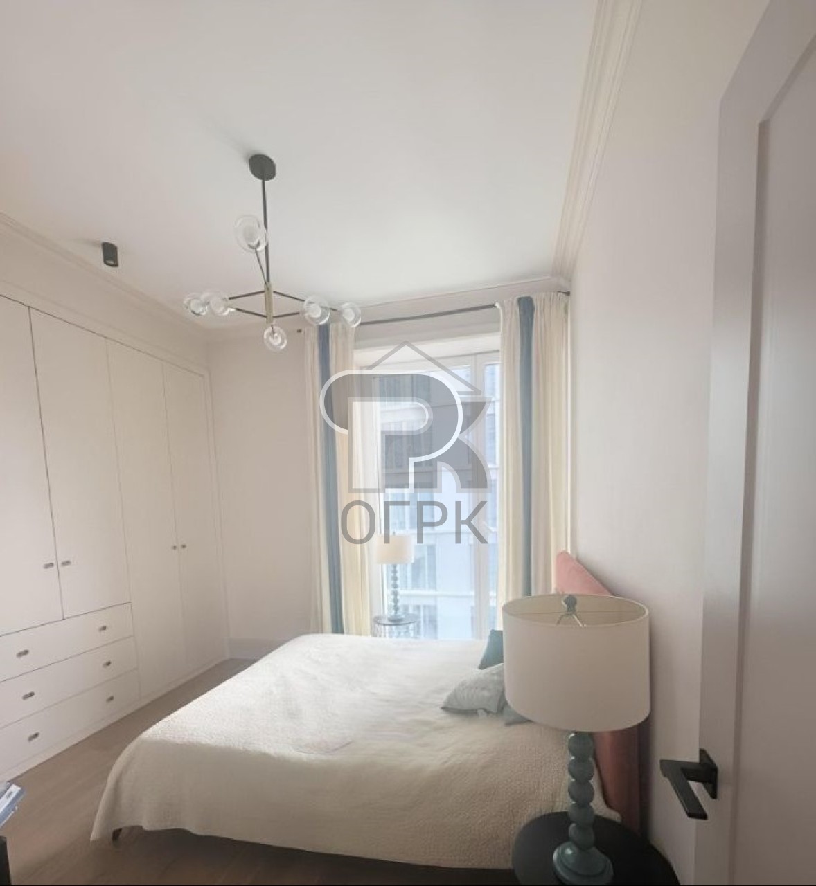 Купить 4-комнатную квартиру, №387649