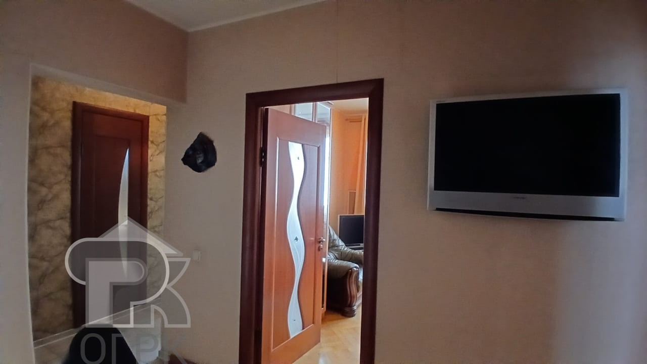 Купить 3-комнатную квартиру, №385768