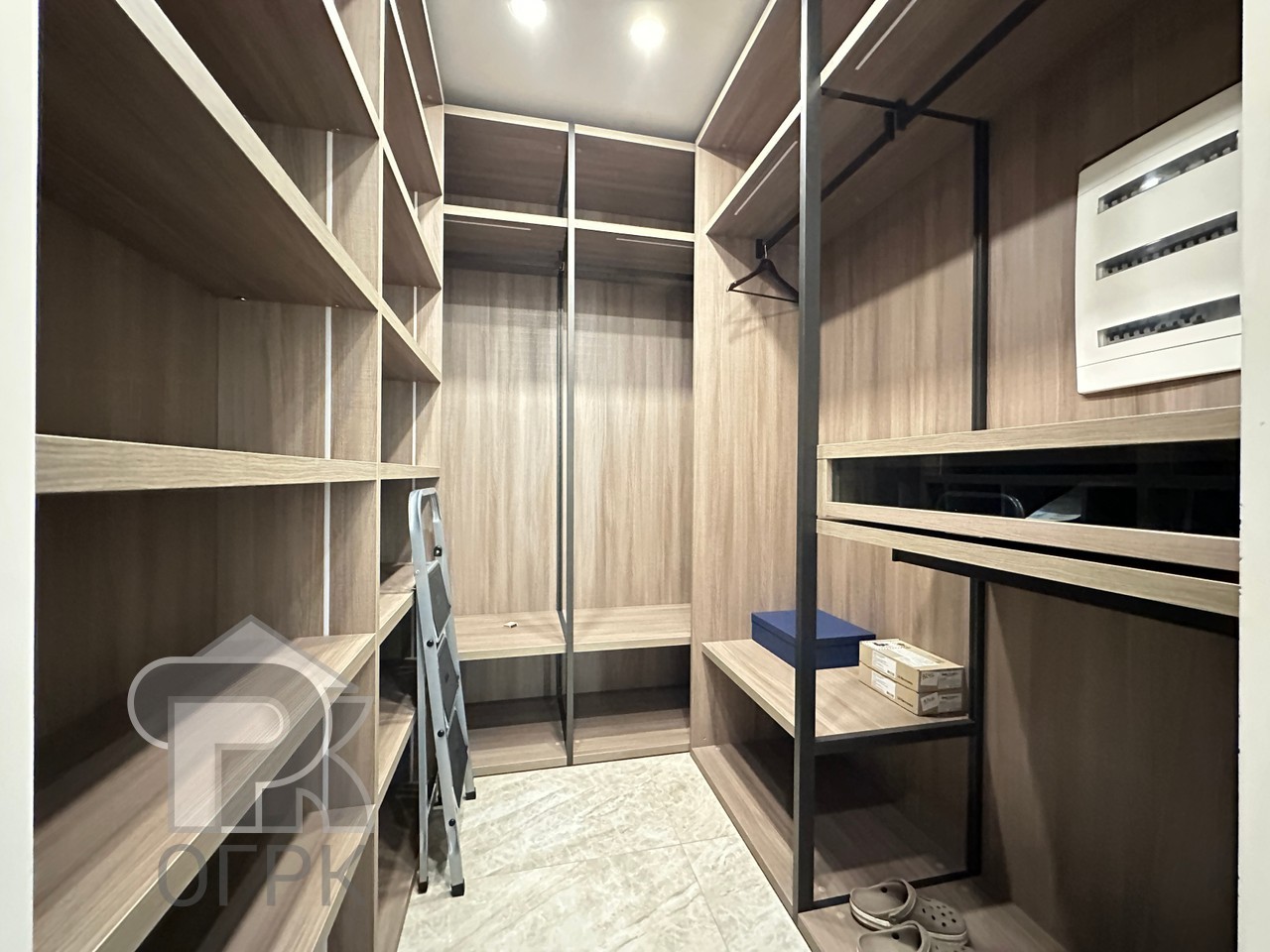 Купить 3-комнатную квартиру, №388269