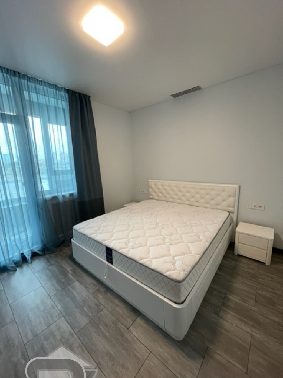 Купить 3-комнатную квартиру, №342580