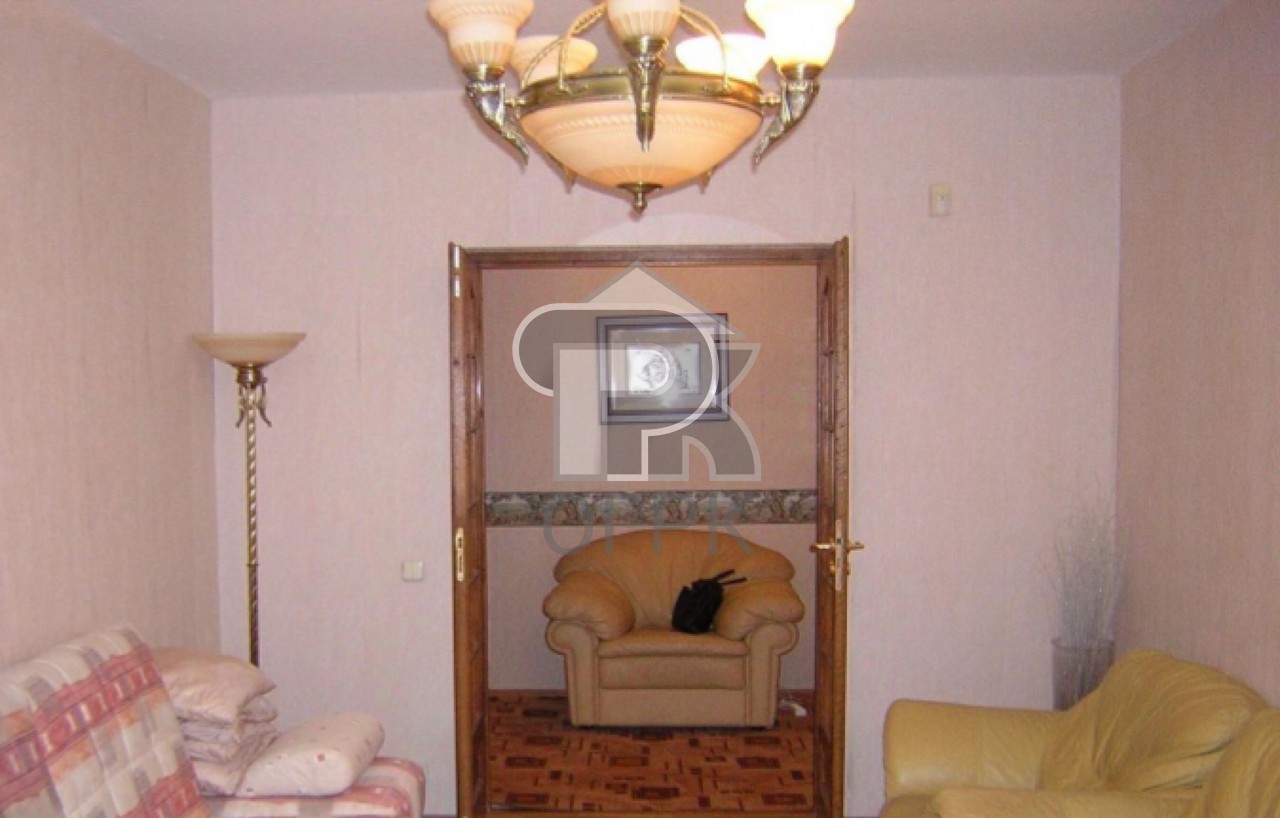 Купить 3-комнатную квартиру, №389805