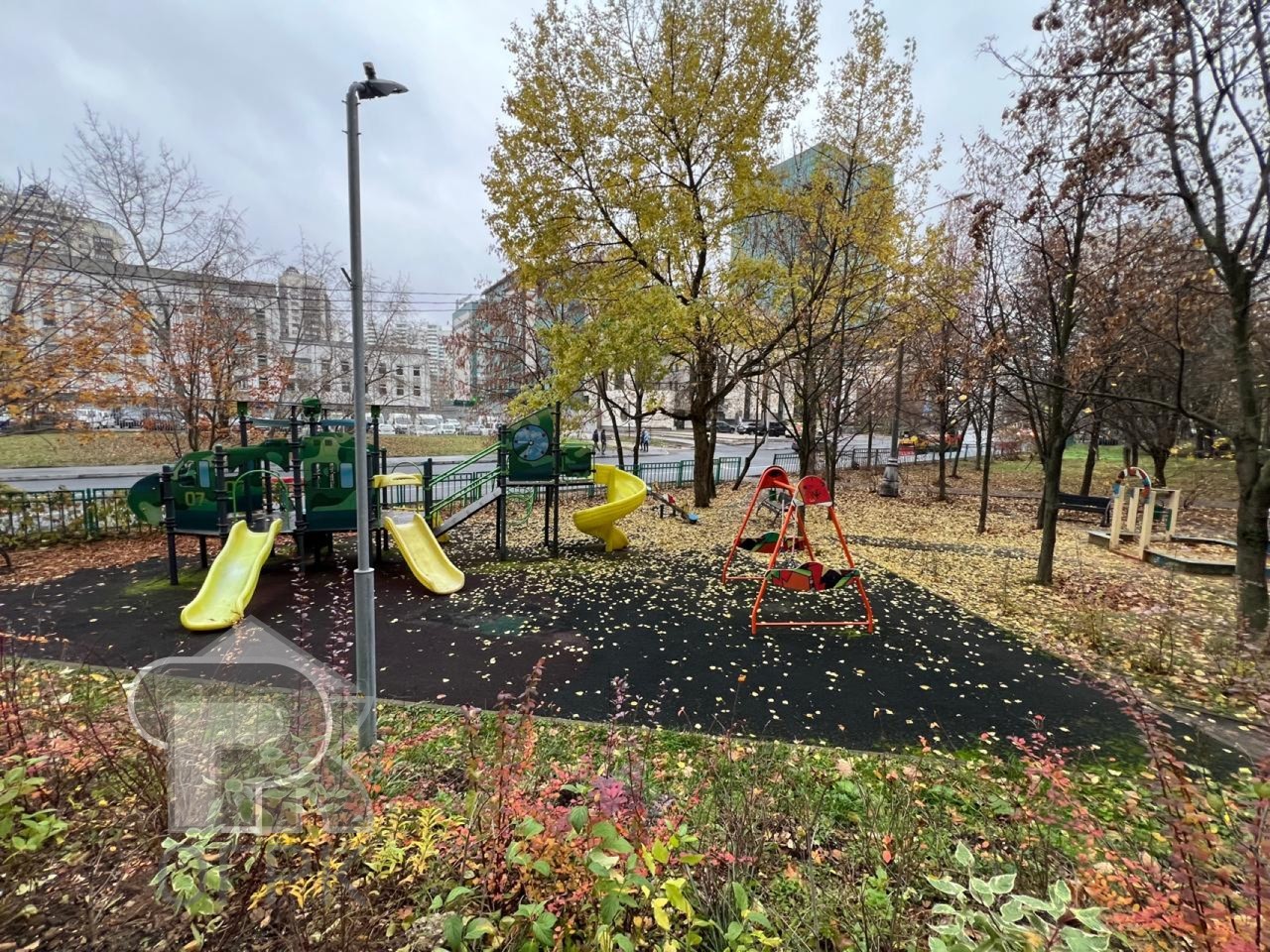 Купить 3-комнатную квартиру, №387411