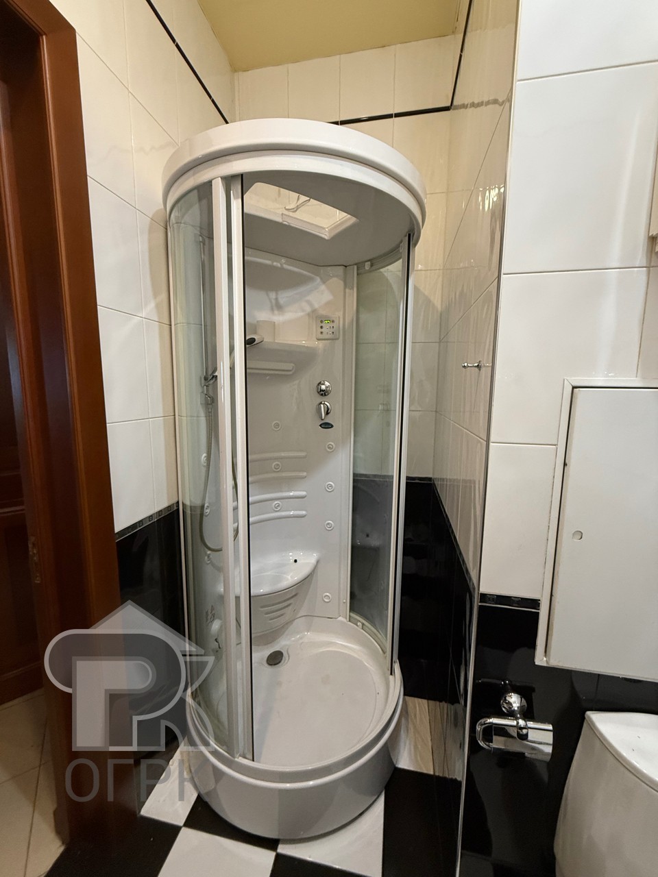 Купить 4-комнатную квартиру, №388275