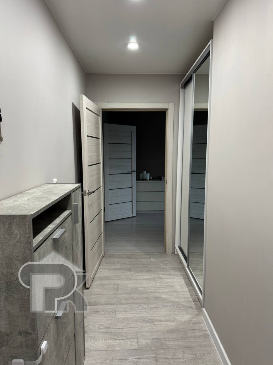 Купить 3-комнатную квартиру, №389015