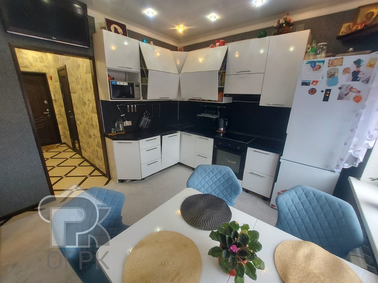 Купить 7-комнатную квартиру, №386985