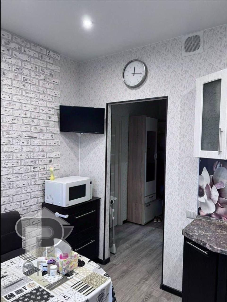 Купить 1-комнатную квартиру, №389355