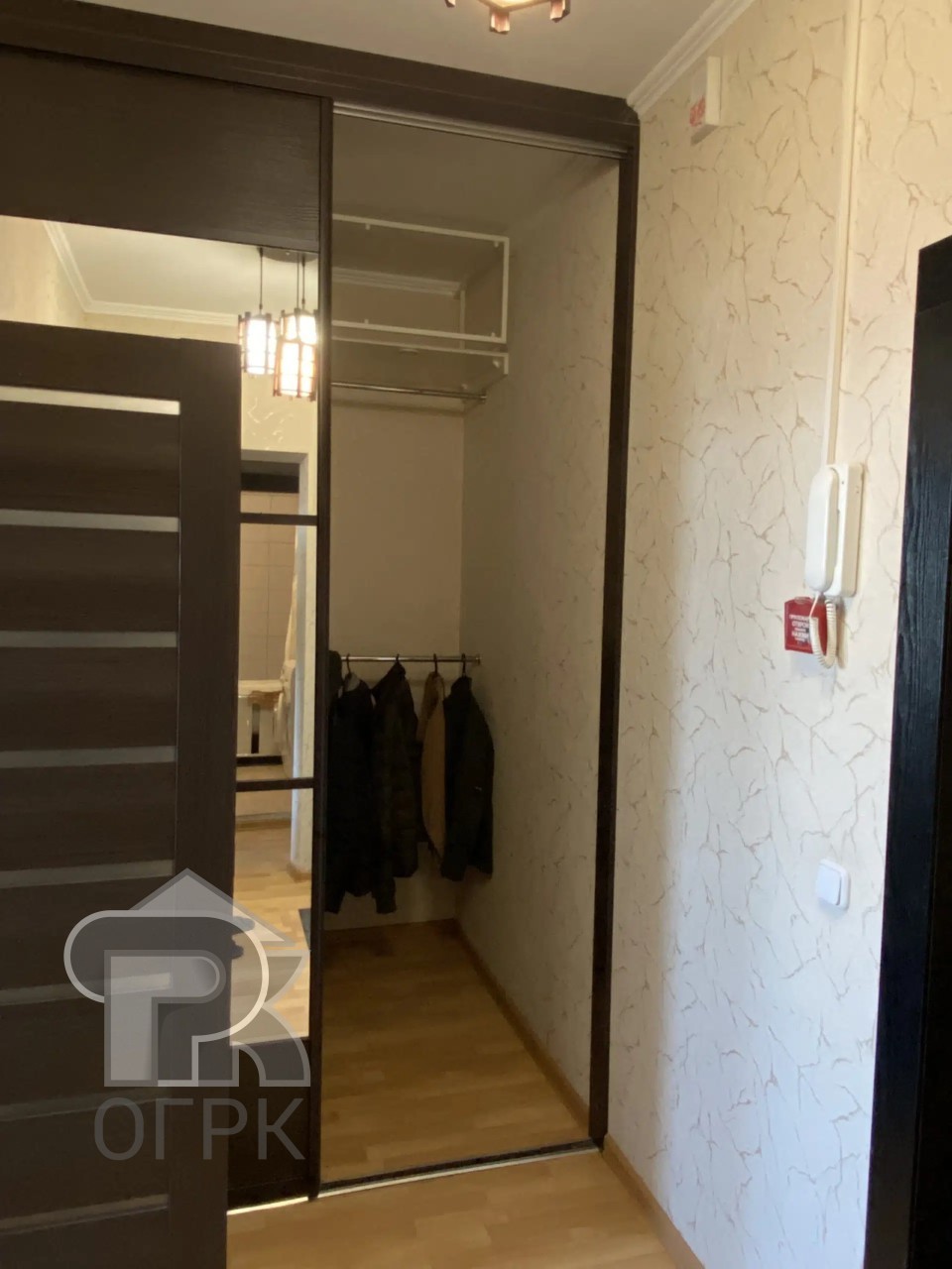 Купить 1-комнатную квартиру, №386636