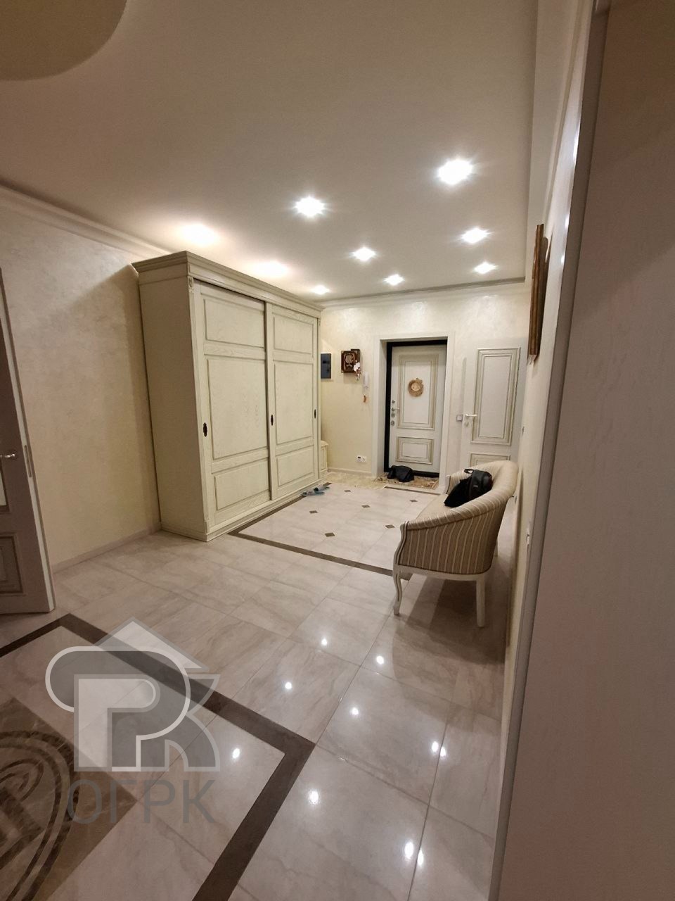 Купить 4-комнатную квартиру, №388079