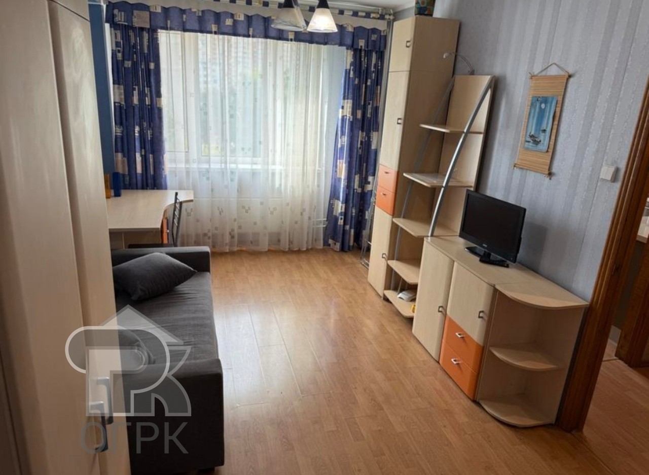 Купить 4-комнатную квартиру, №391603