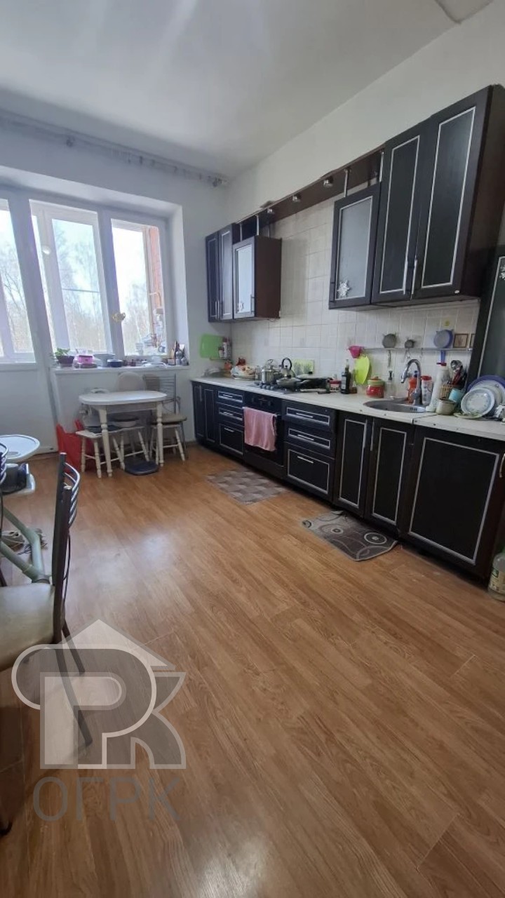 Купить 3-комнатную квартиру, №388965