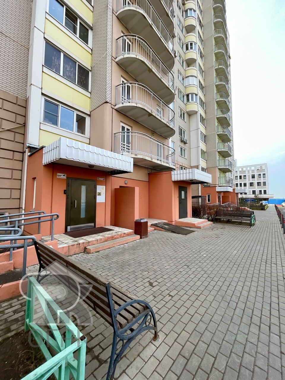 Купить 2-комнатную квартиру, №383680
