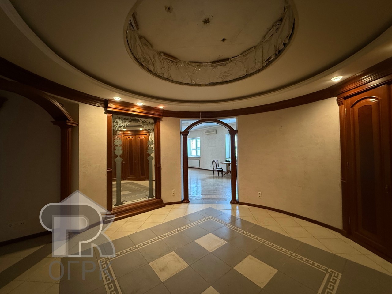 Купить 4-комнатную квартиру, №388275