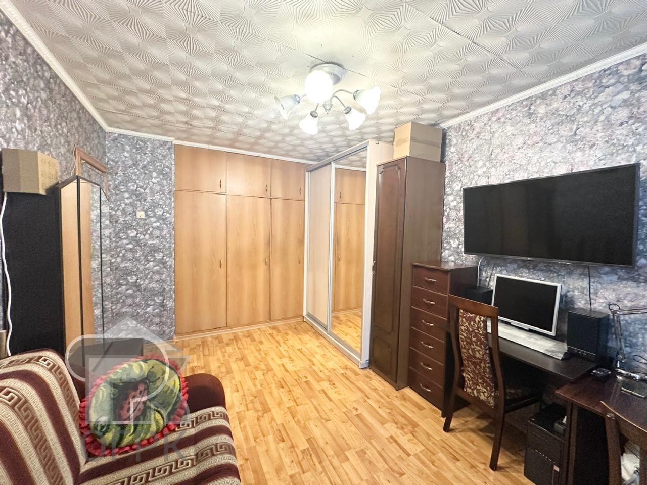 Купить 3-комнатную квартиру, №386402
