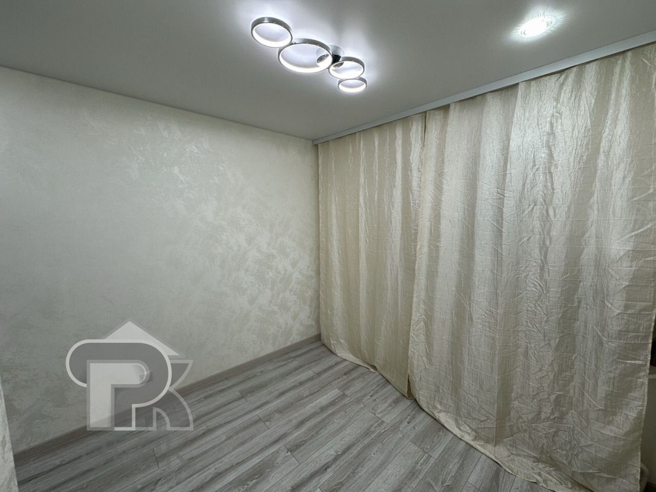 Купить 1-комнатную квартиру, №389282