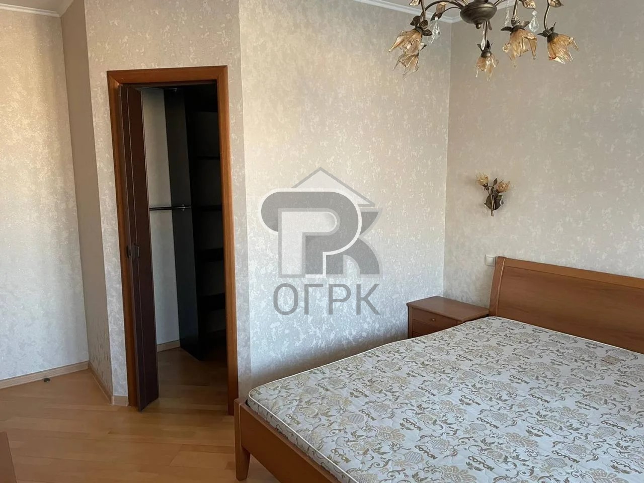 Купить 3-комнатную квартиру, №390939