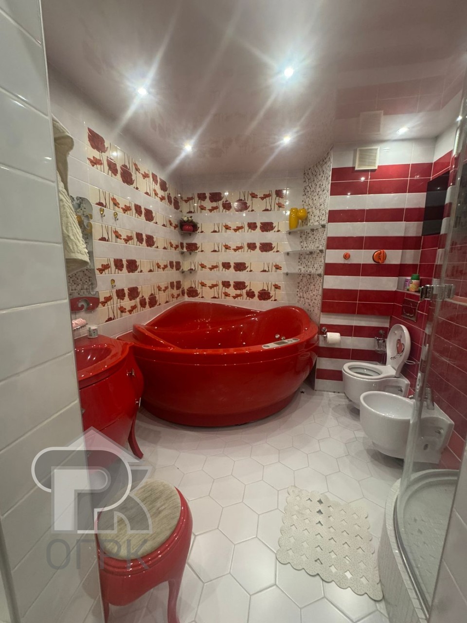 Купить 3-комнатную квартиру, №387550