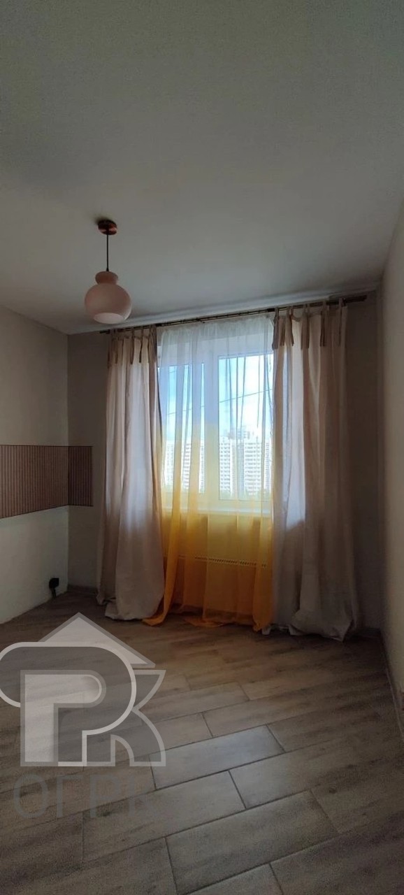Купить 1-комнатную квартиру, №390023