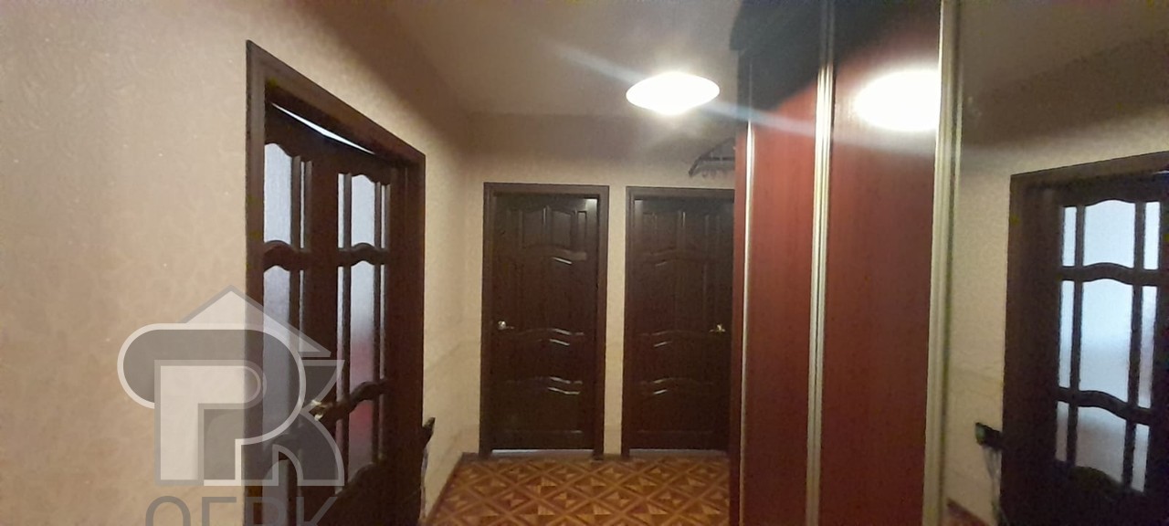 Купить 3-комнатную квартиру, №366793